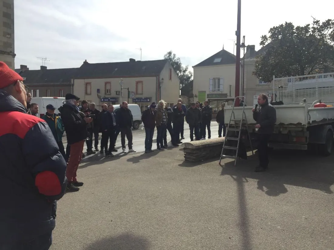 Samu social agricole Bouillé-Ménard manif FNSEA_18 03 22_AVC